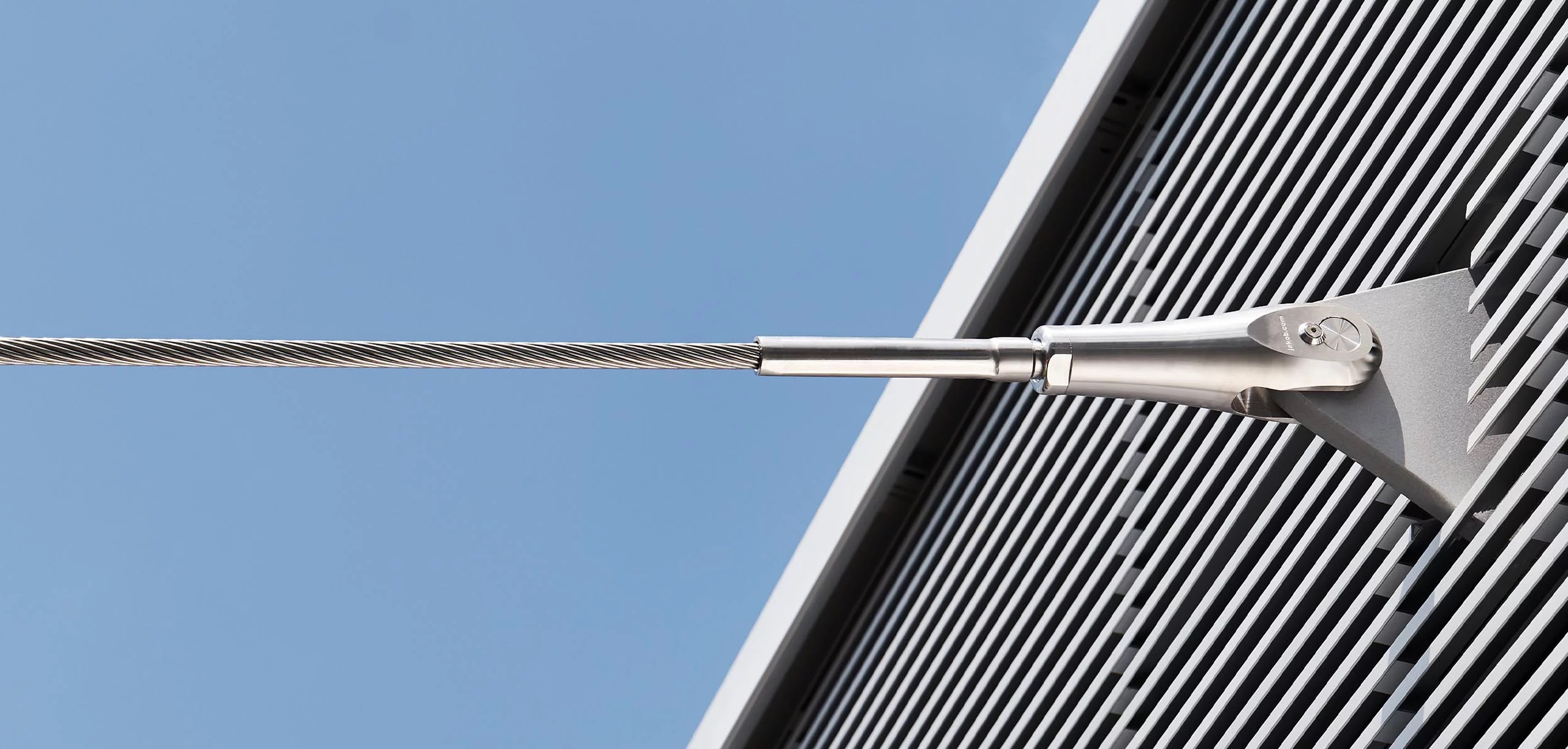 Cables y herrajes arquitectónicos de acero inoxidable de Jakob